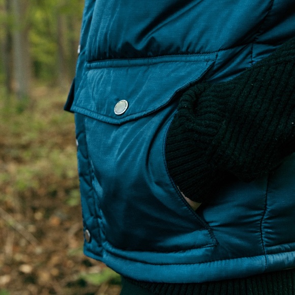 WindRiver Insulated Vest - Picture 2 of 3